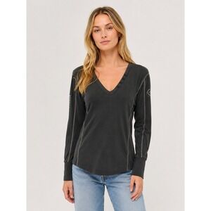 Gersemi Gray V Neck Long Sleeve Top Medium Minimalist Basic Casual Layer